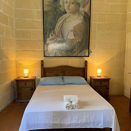 Tal-Kaptan Guest House Виктория Екстериор снимка