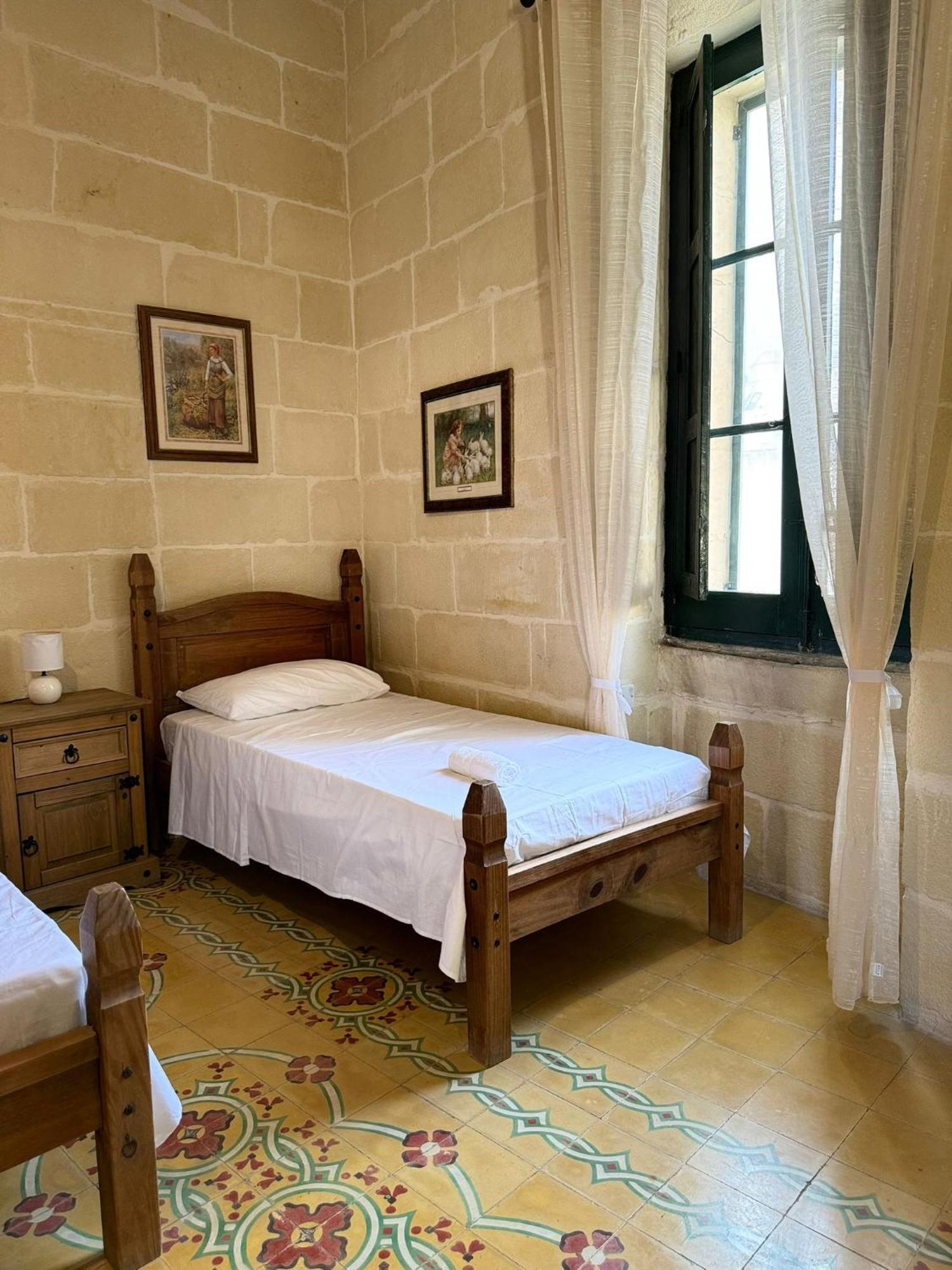 Tal-Kaptan Guest House Виктория Екстериор снимка