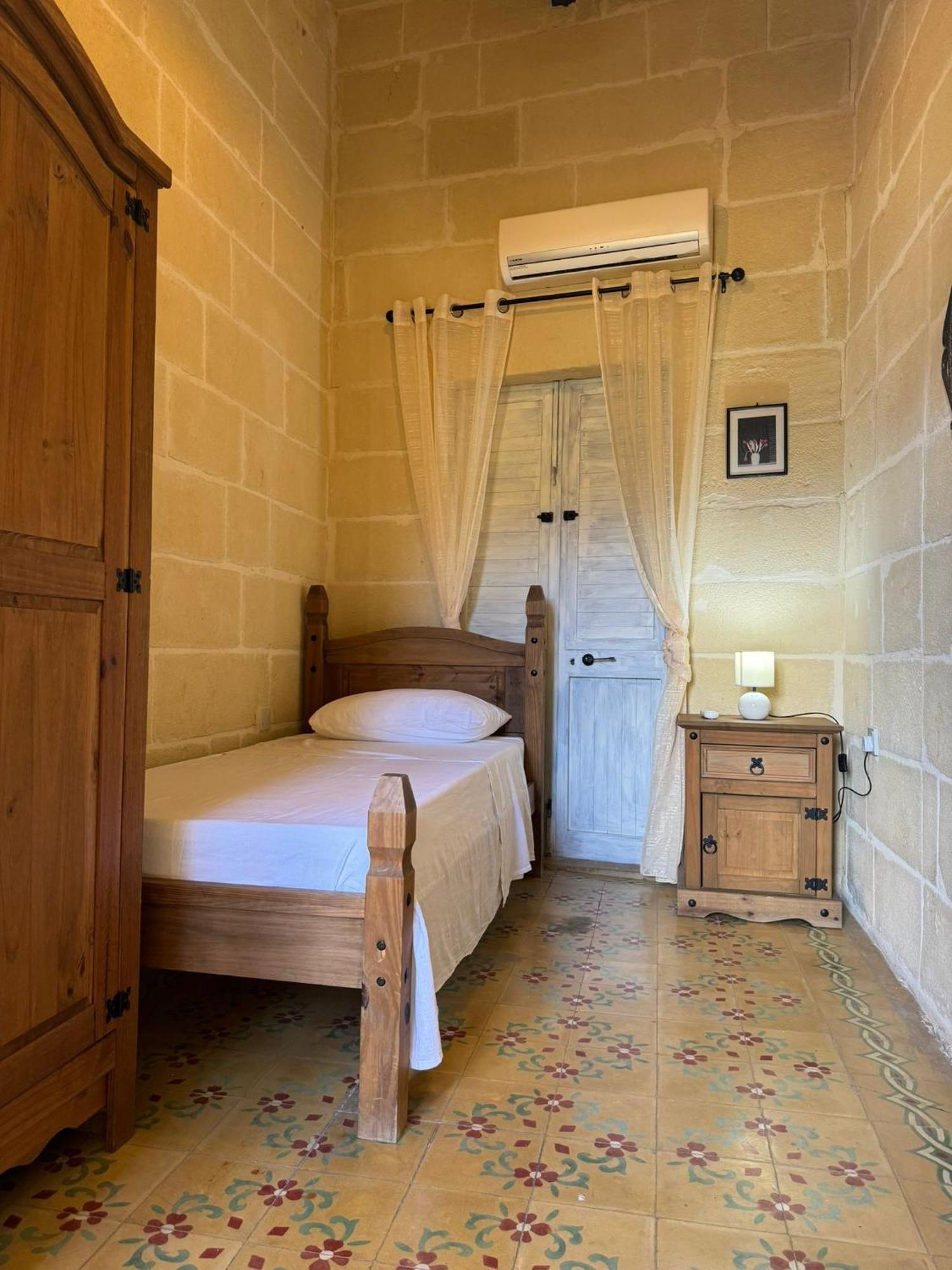 Tal-Kaptan Guest House Виктория Екстериор снимка