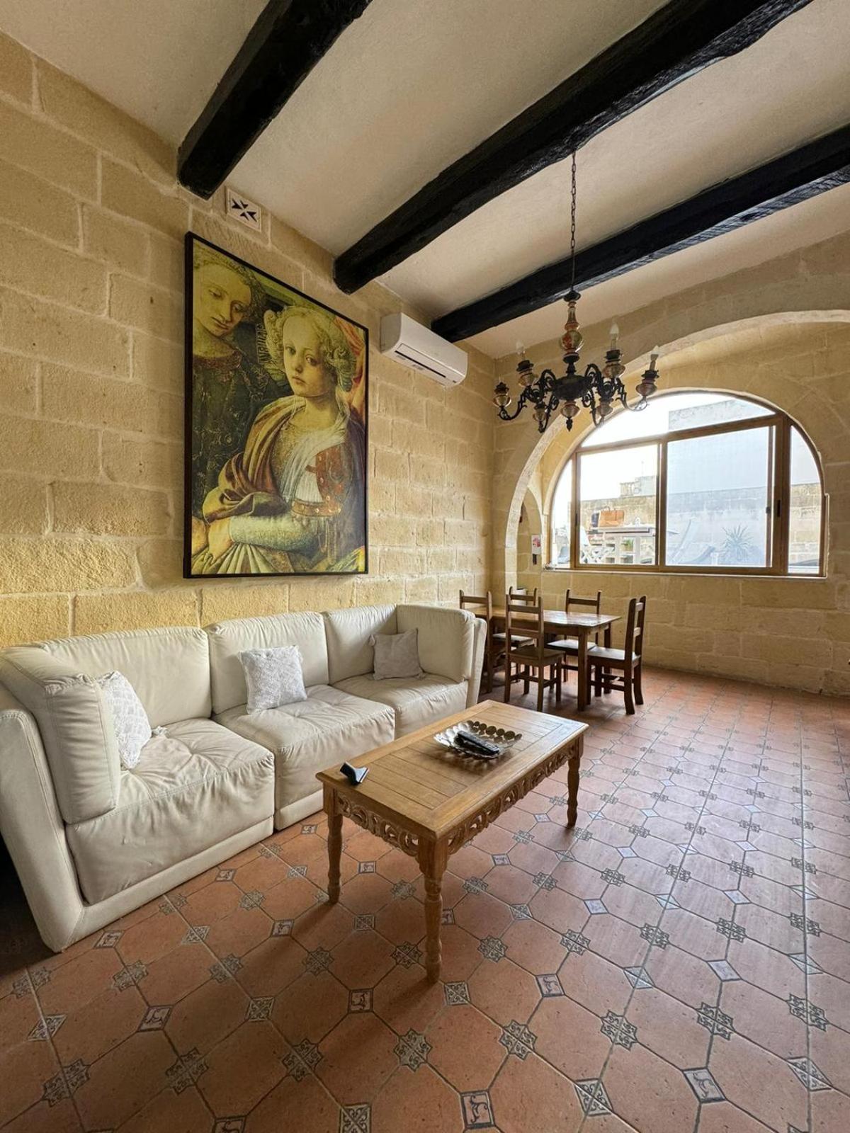 Tal-Kaptan Guest House Виктория Екстериор снимка